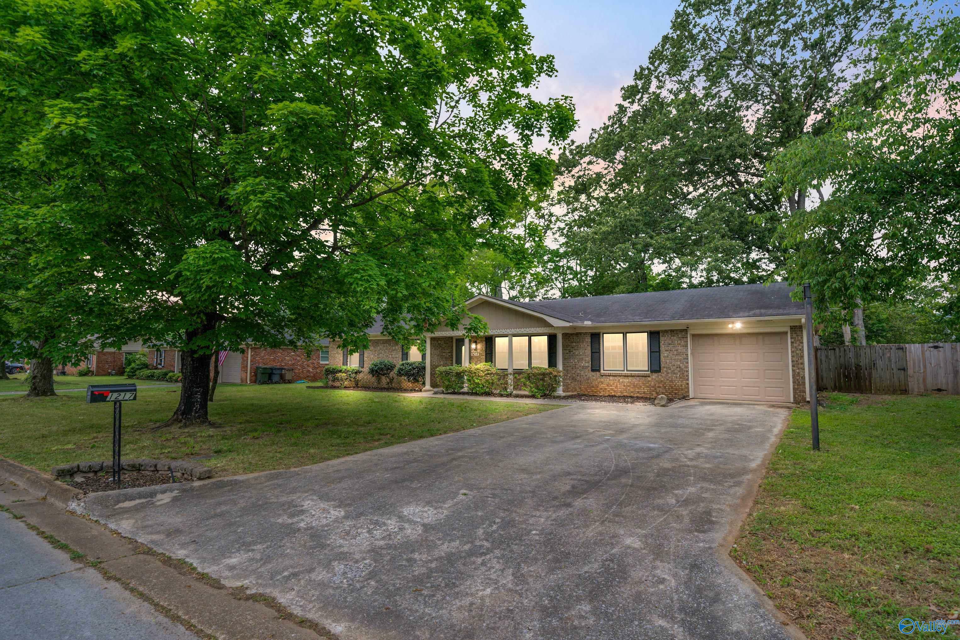 Property Photo: 1217 Count Mallard Drive SE AL 35601