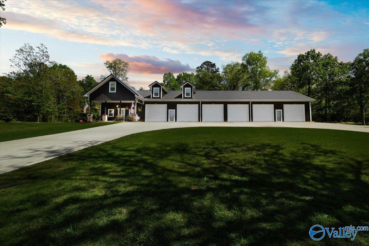 Property Photo: 1299 Lakeshore Drive AL 35121
