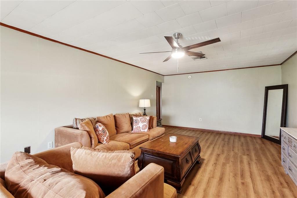 Property Photo: 713 Lydia Court LA 70072