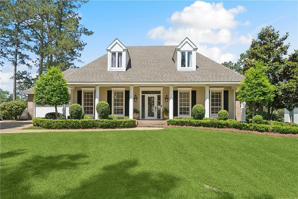 Property Photo: 814 Bocage Lane LA 70471