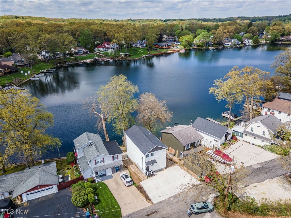 Property Photo:  3658 Birdland Avenue  OH 44319 