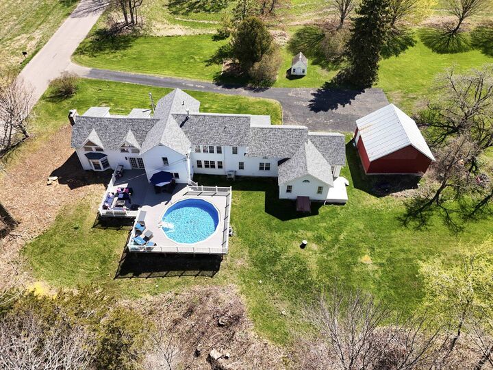 Property Photo: 1009 South End Road VT 05474