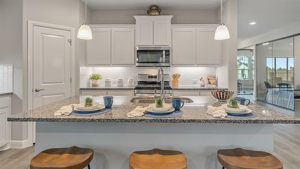 Property Photo:  529 Pickett Creek Drive  TX 76008 