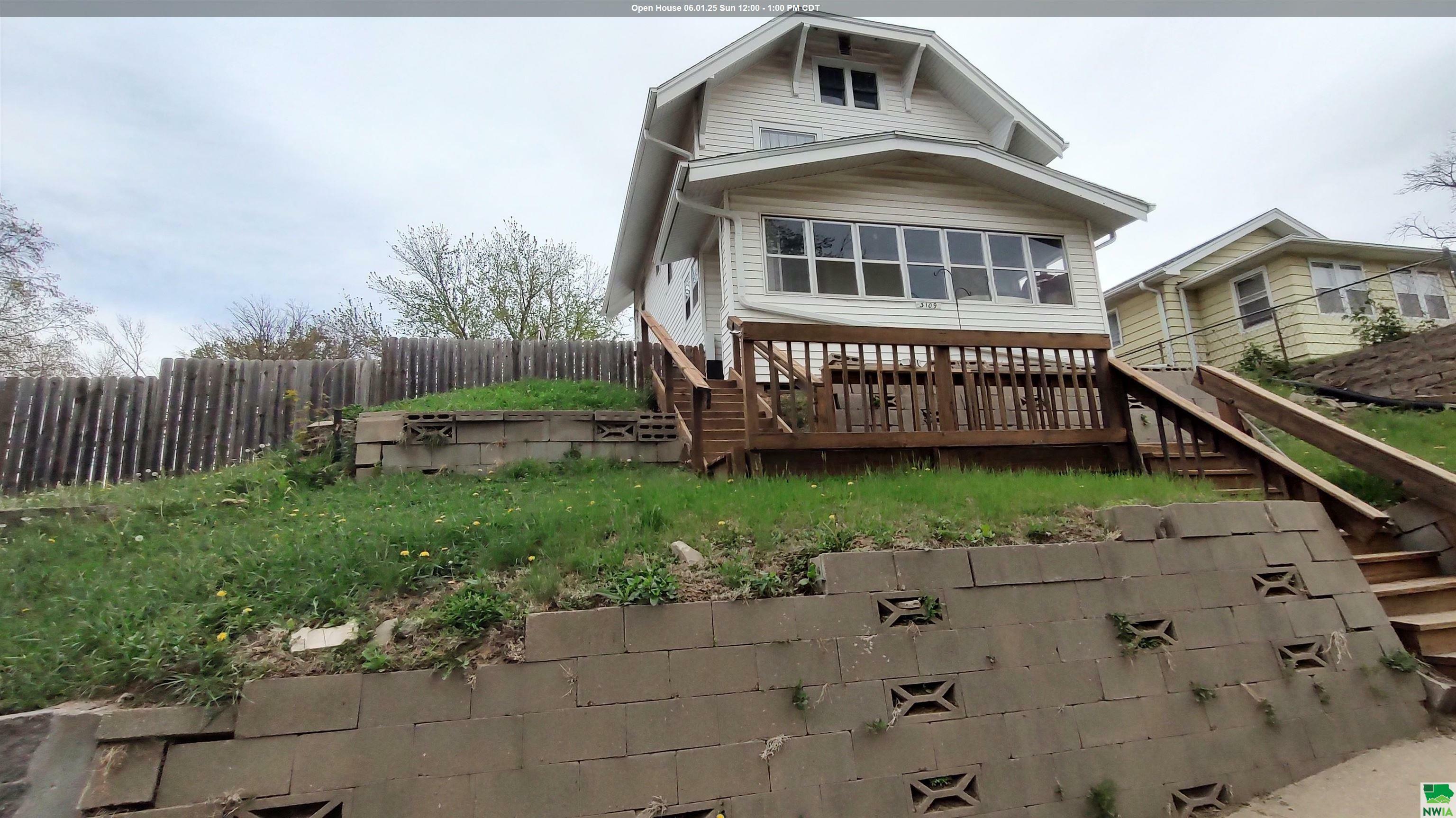 Property Photo: 3109 Garretson Ave. IA 51106