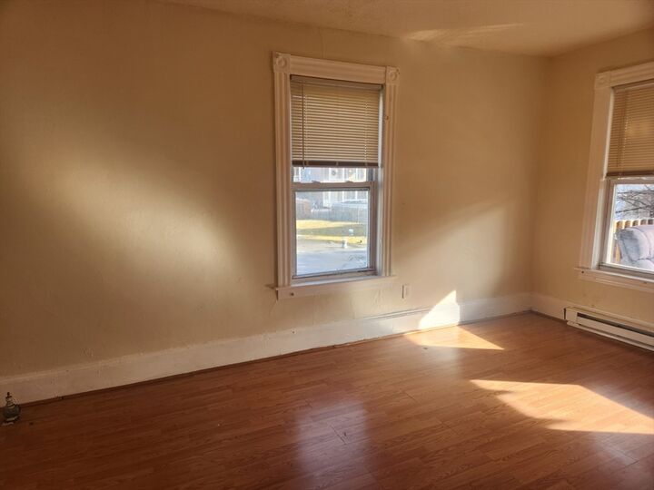Property Photo:  19 1/2 Lunenburg Street 12  MA 01420 