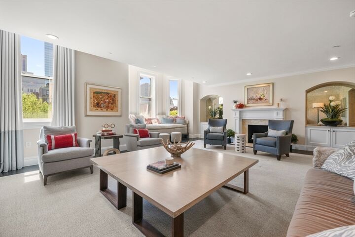 Property Photo:  63 Commonwealth Ave Ph  MA 02116 