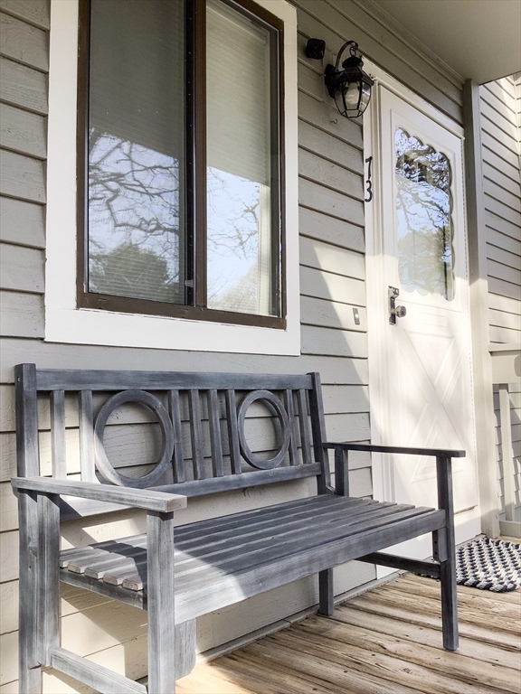 Property Photo:  73 Eaton Ln 73  MA 02631 