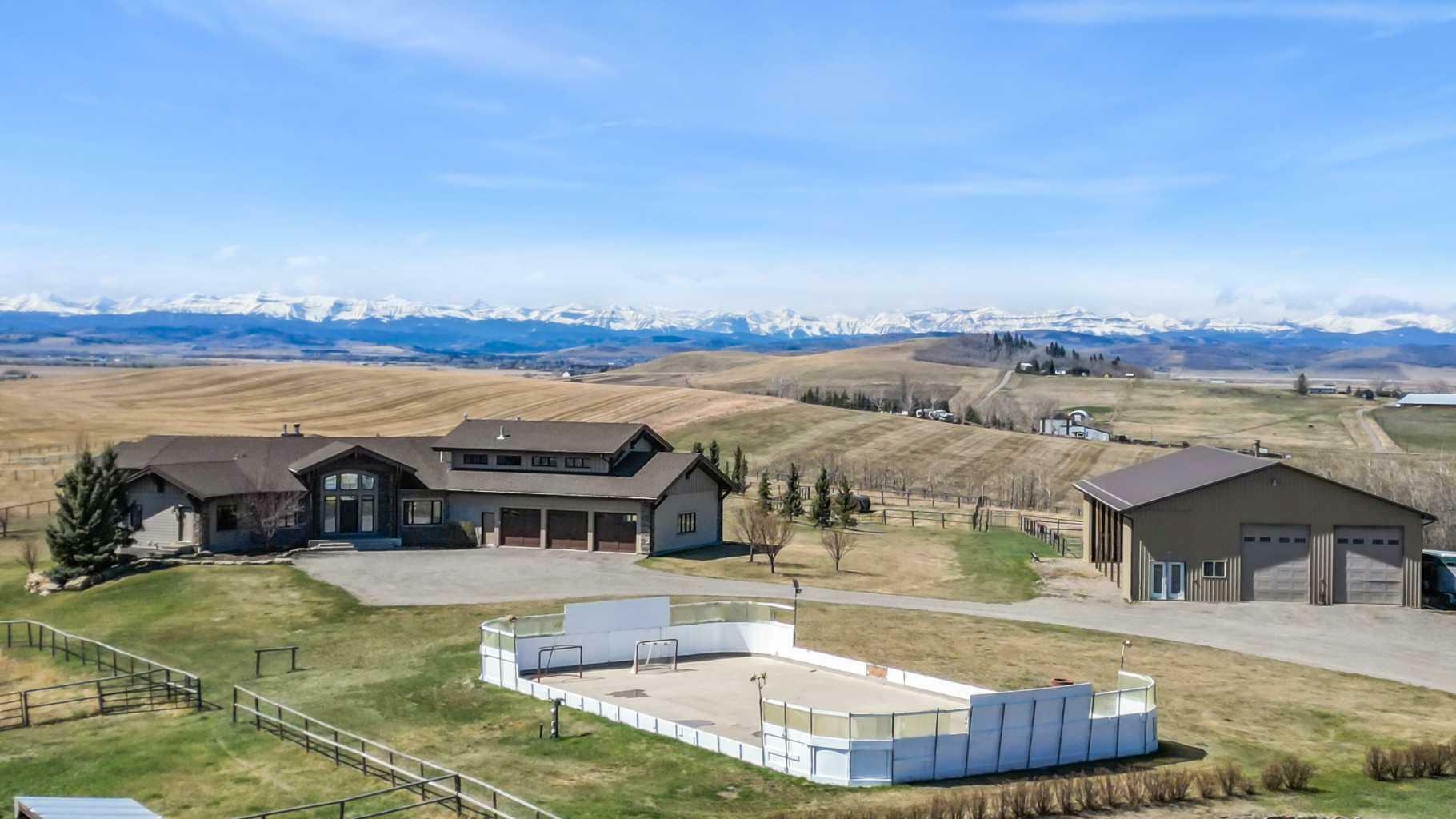 Property Photo: 386065 96 Street W AB T1S 6A5