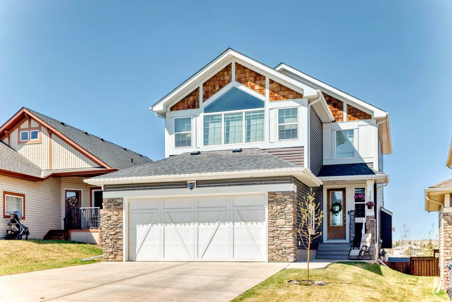 Property Photo: 257 Jumping Pound Terrace AB T4C 0K4
