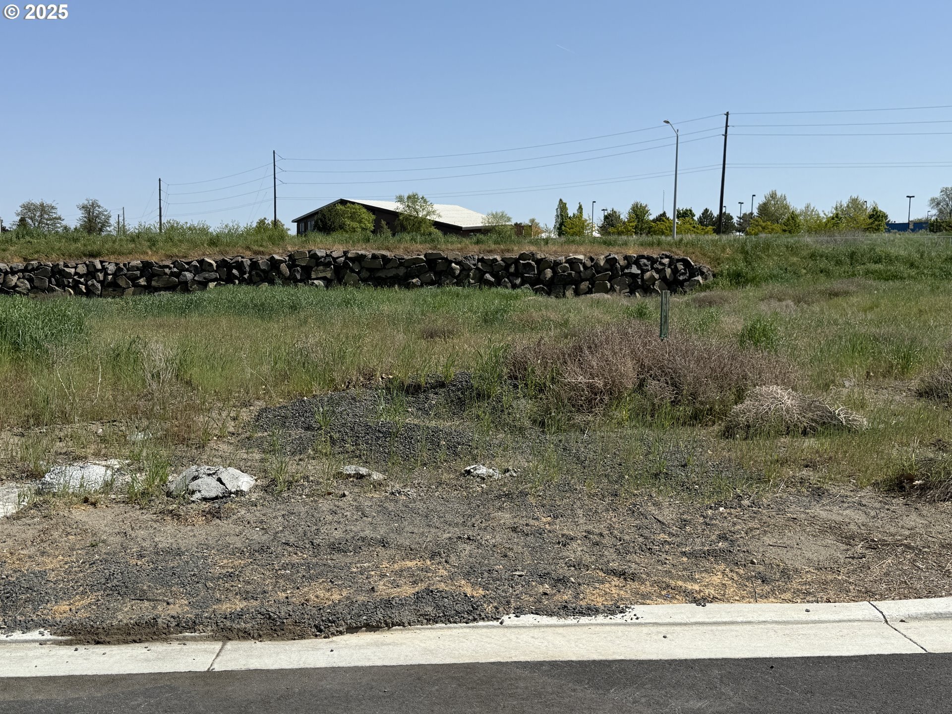 Property Photo: 1289 SE 9th St OR 97838