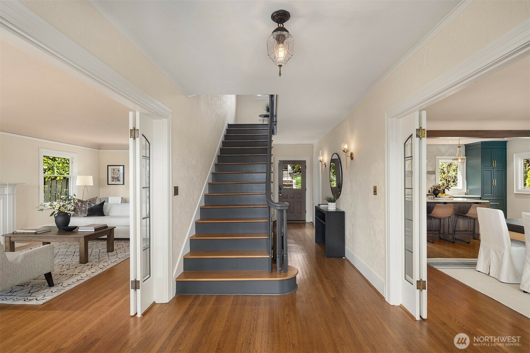 Property Photo: 3345 Lakewood Avenue S WA 98144