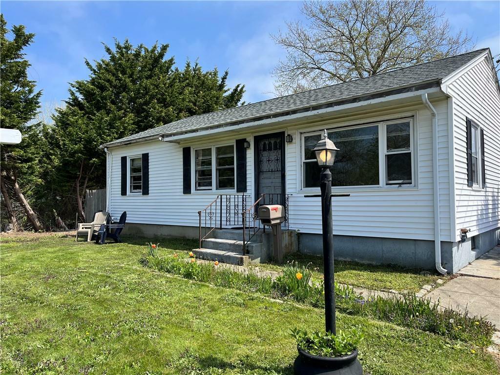 Property Photo: 37 Rosedale Terrace RI 02842