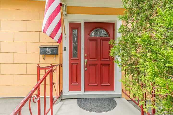 Property Photo:  416 Alexander Hamilton  TX 78228 