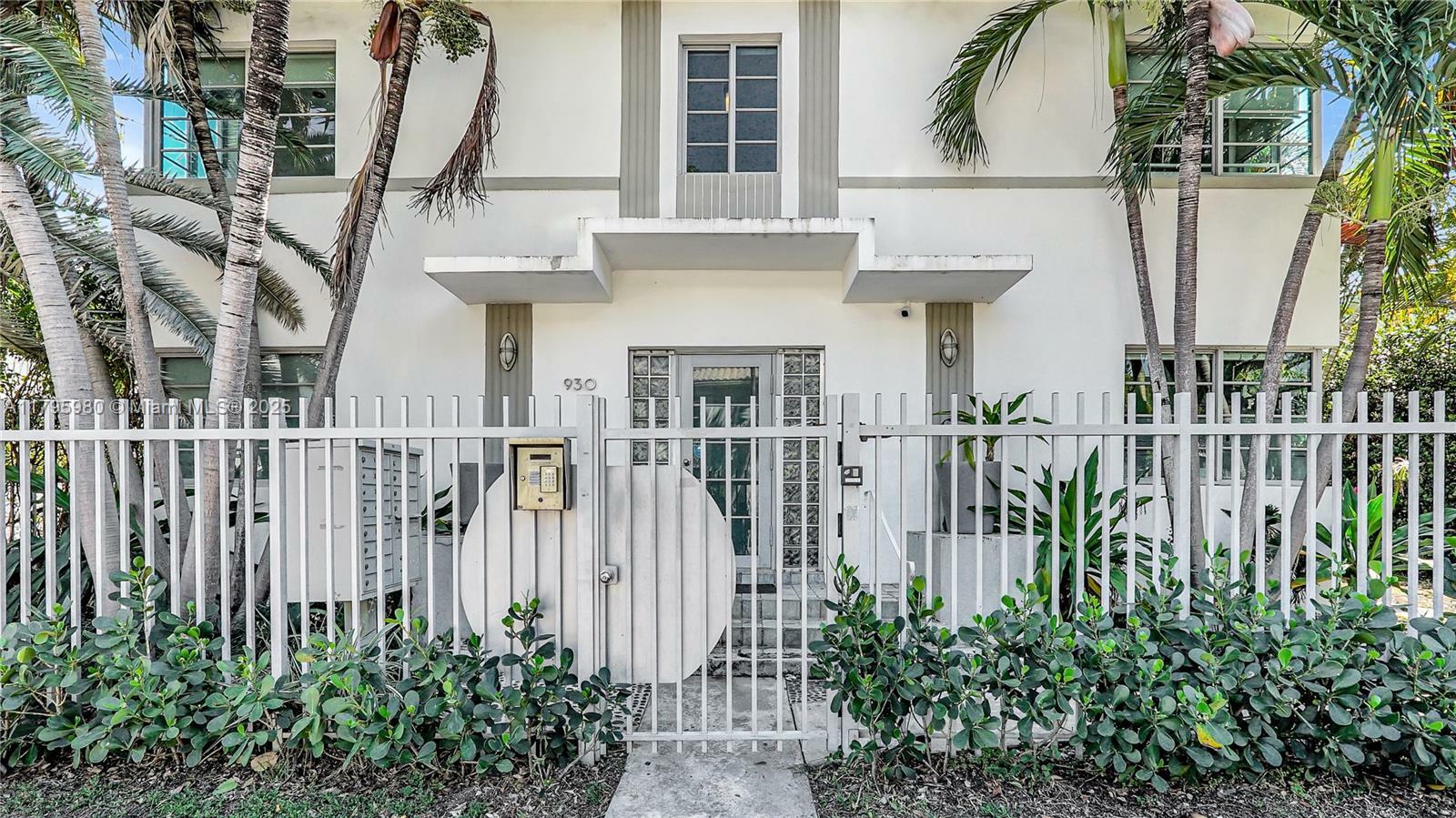 Property Photo: