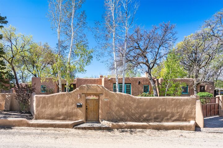 Property Photo: 614 E Alameda NM 87501