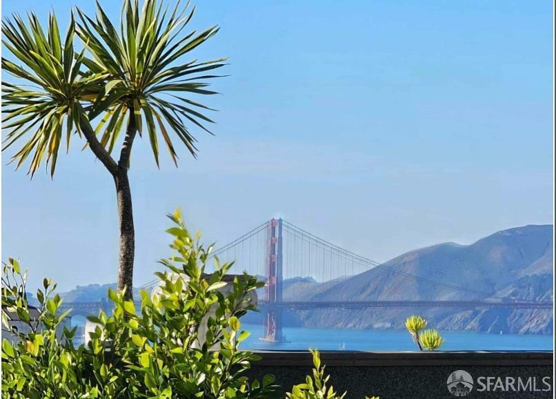 Property Photo: 1351 Washington Street CA 94109