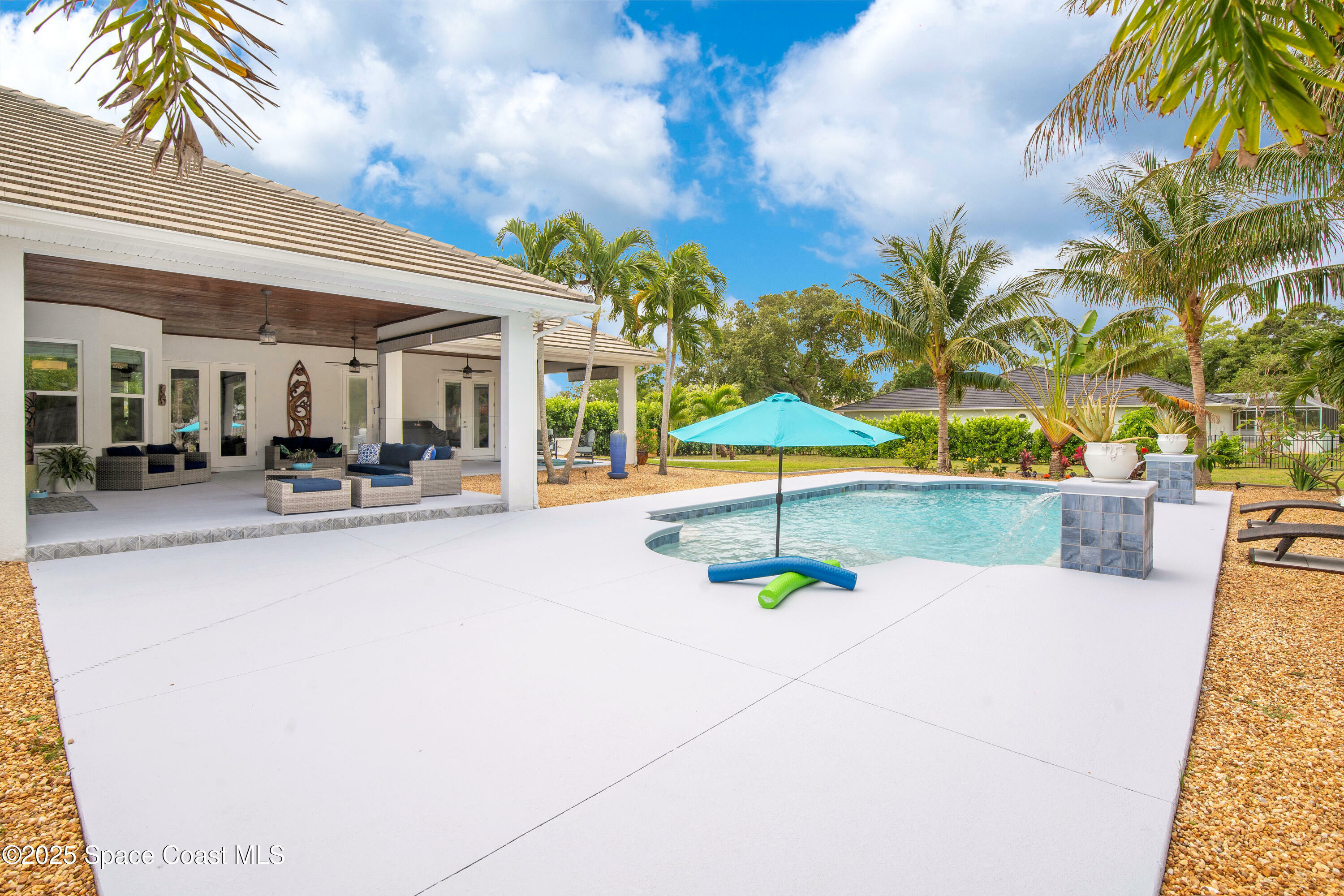 Property Photo: 130 Utopia Circle FL 32952