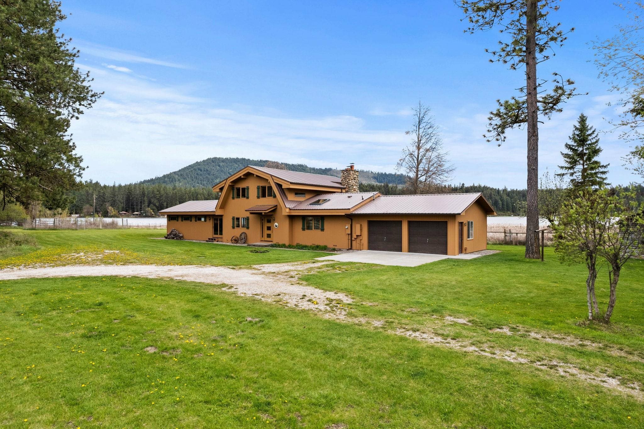 Property Photo: 3247 Jumpoff Way WA 99181
