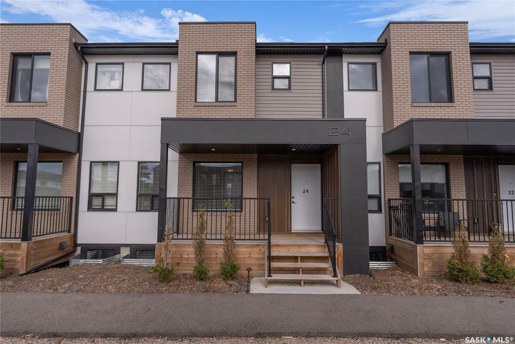 Property Photo: 619 Evergreen Boulevard 24 SK S7W 0Y7