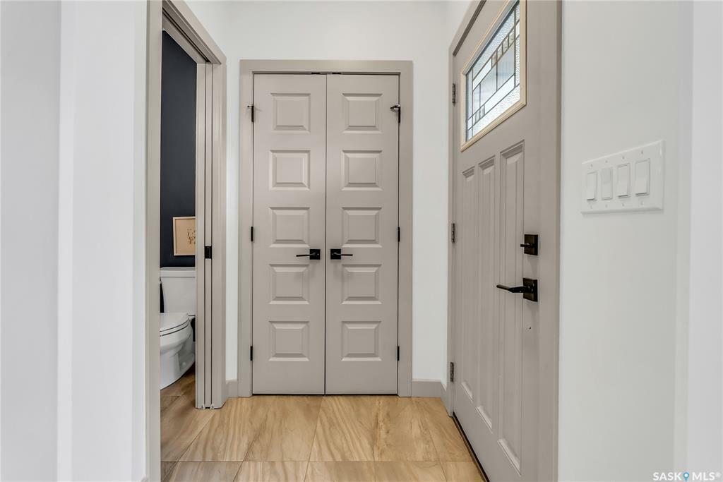 Property Photo: 1329 2nd Avenue N SK S7K 2E6