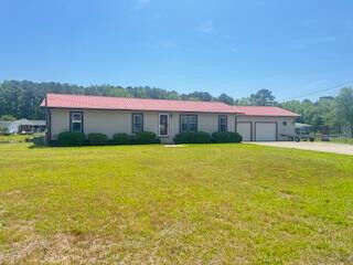 Property Photo: 1045 Autumn Lane SC 29148