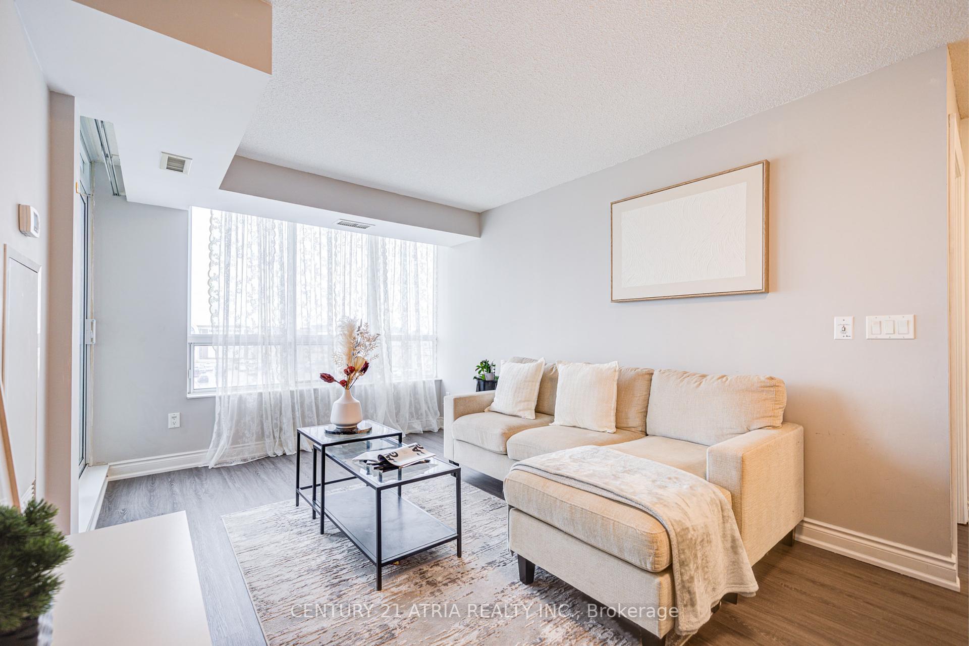 Photo de la propriété: 50 Brian Harrison Way 407 ON M1P 5J4