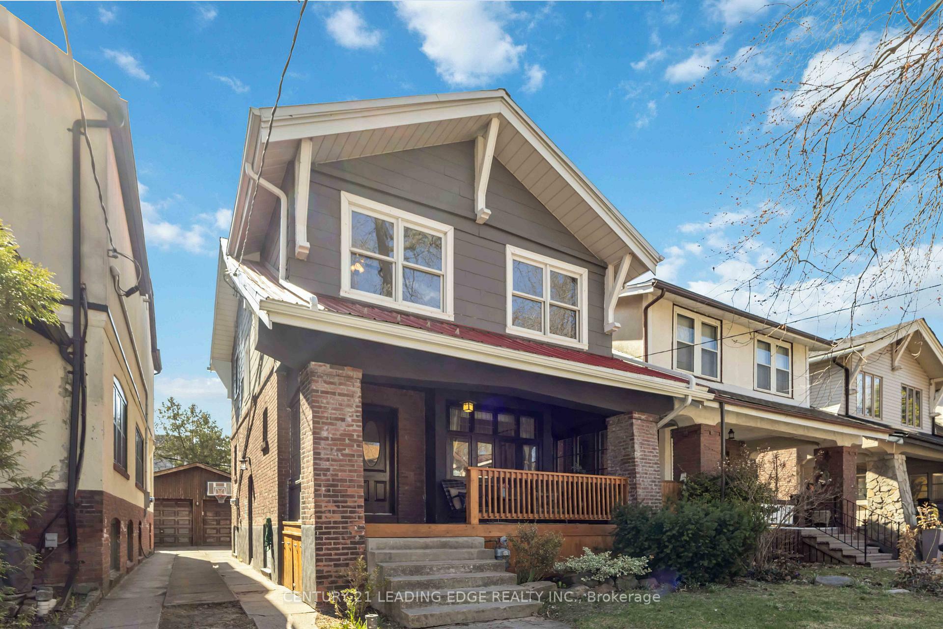 22 Oakdene Crescent  Toronto ON M4J 4H9 photo