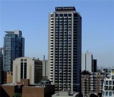 Property Photo: 155 Yorkville Avenue 1815 ON M5R 1C4