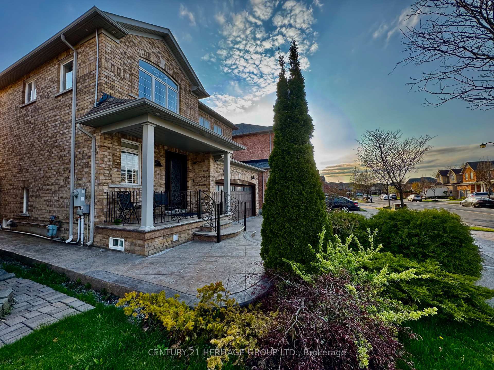 Photo de la propriété: 12 Fieldside Street ON L6B 0B4
