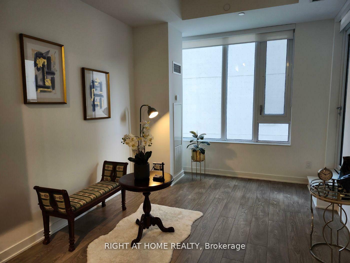Property Photo: 543 Richmond Street W 221 ON M5V 1Y6