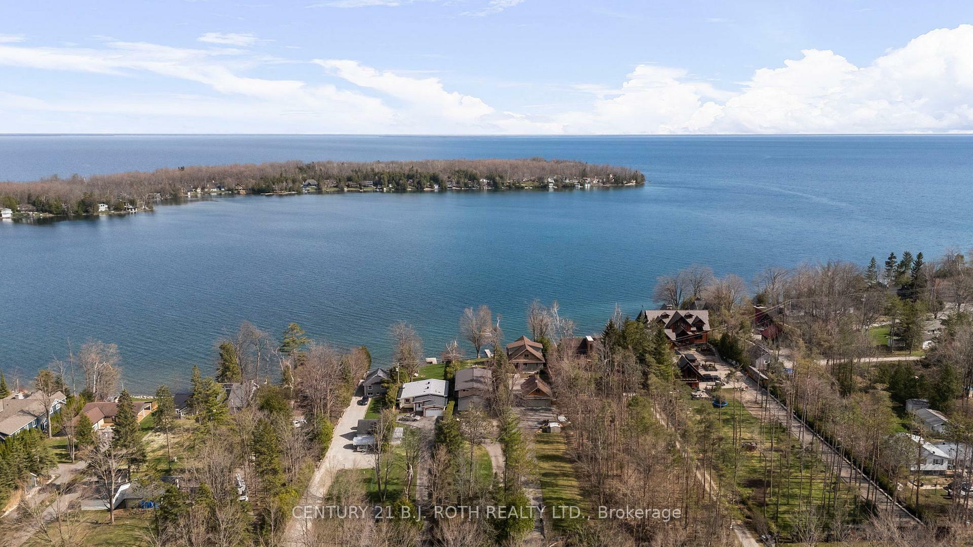 2679 Lakeshore Road E  Oro-Medonte ON L0L 1T0 photo