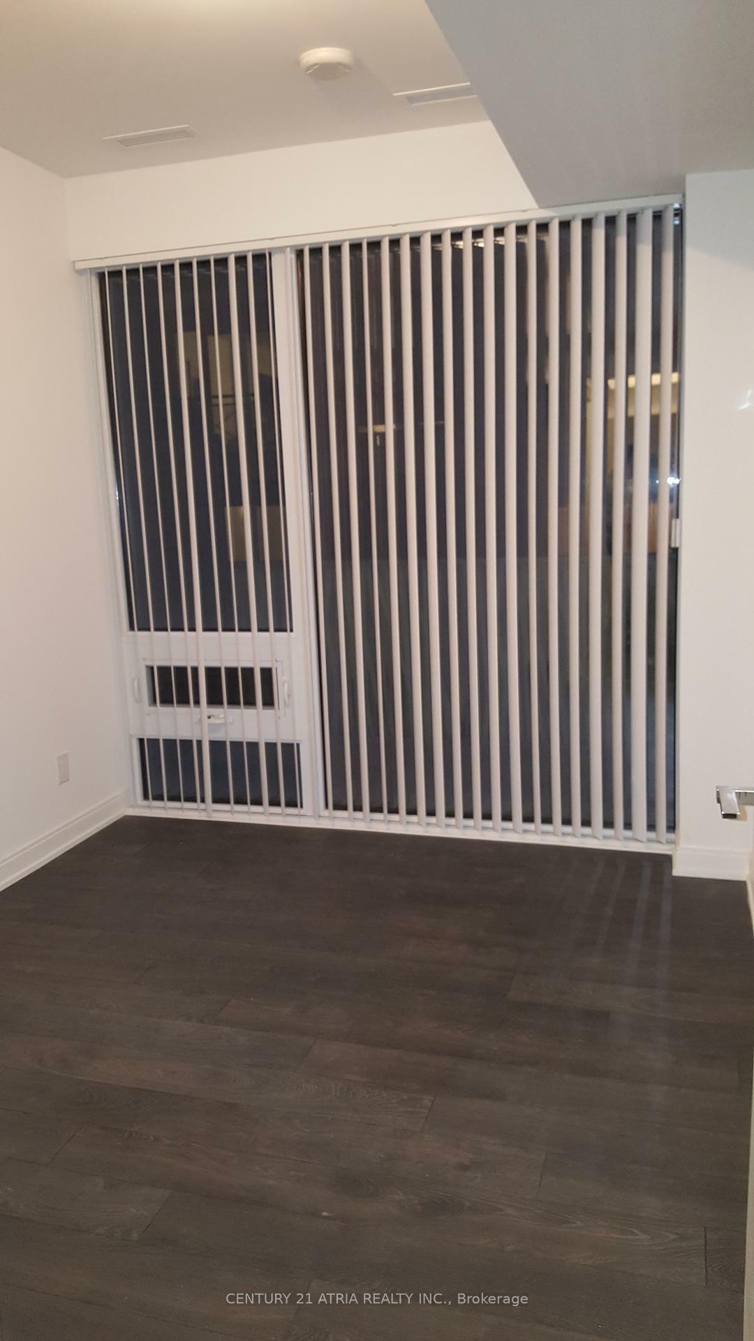 Property Photo: 42 Charles Street E 807 ON M4Y 1T4