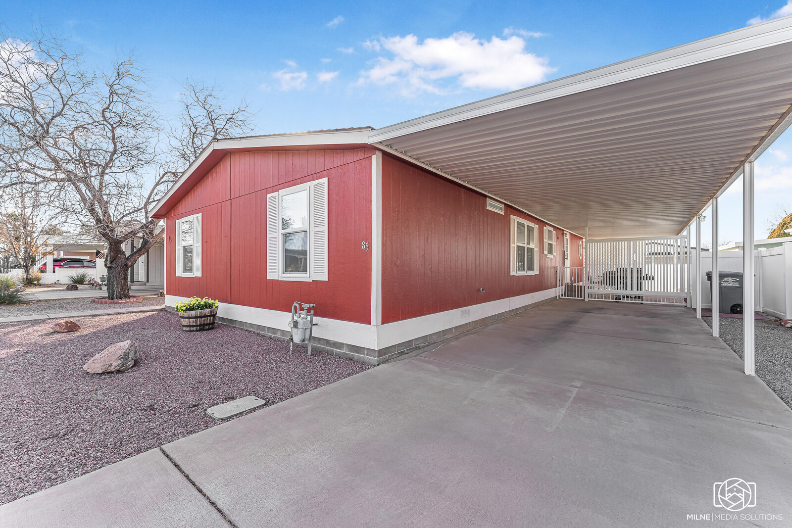 Property Photo: 85 N 3880 W UT 84737