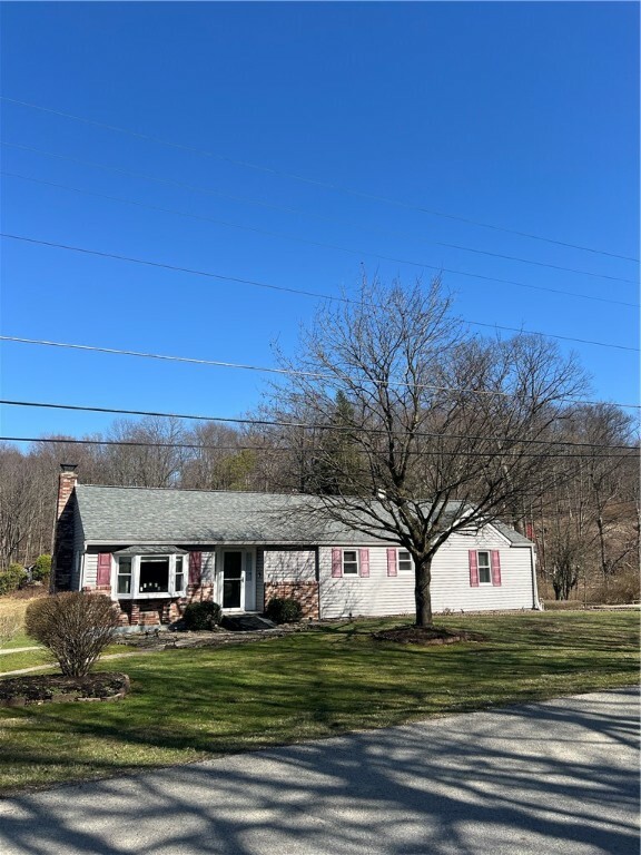 Property Photo: 845 Kiski Park Dr PA 15613