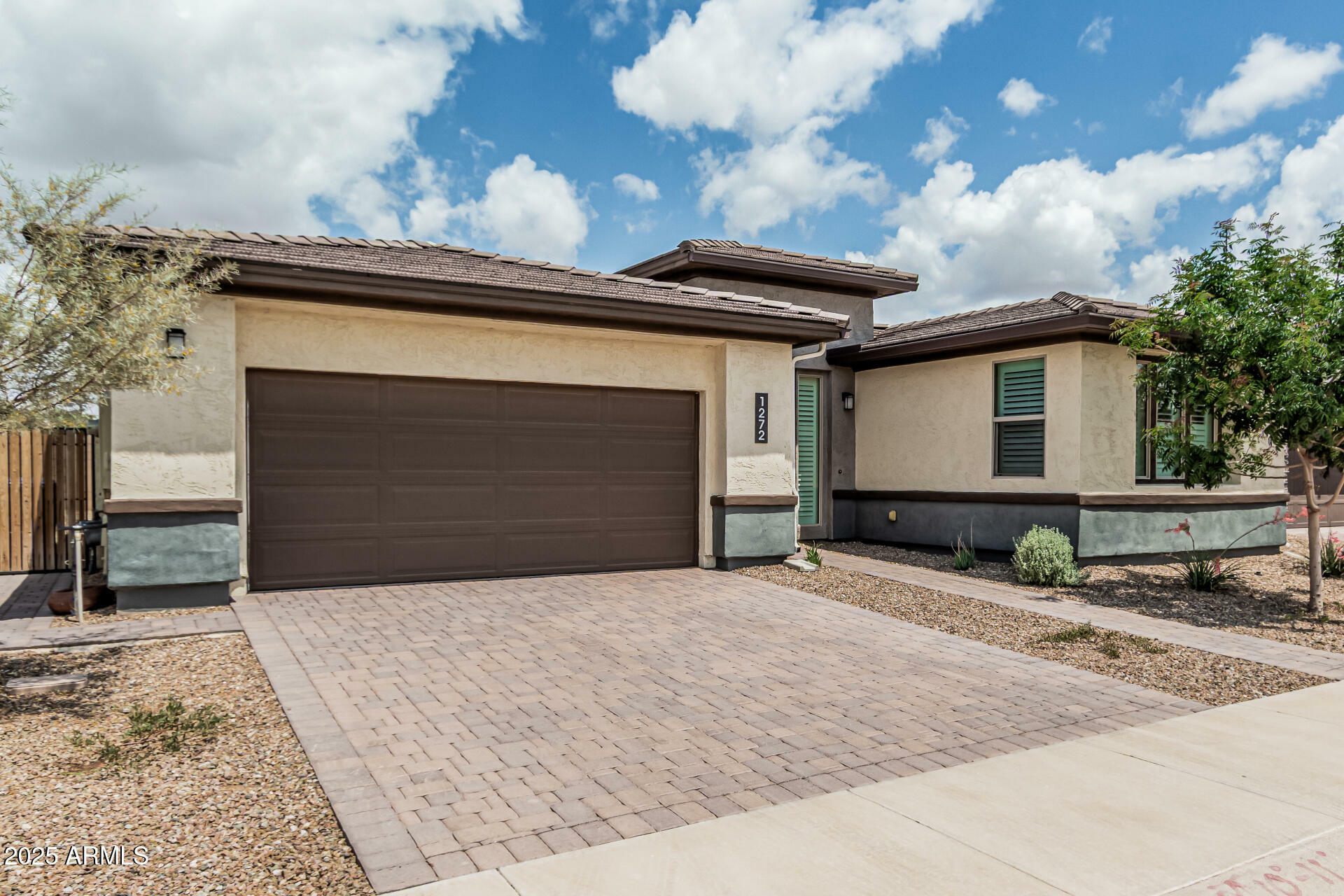 Property Photo: 1272 W Camina Buena Vista AZ 85140