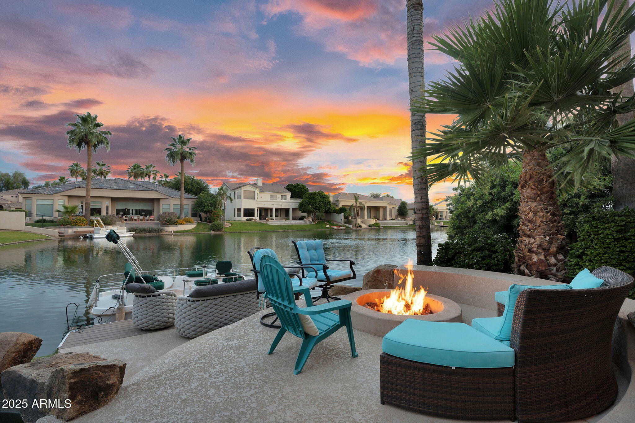 Property Photo: 633 W Aster Court AZ 85248
