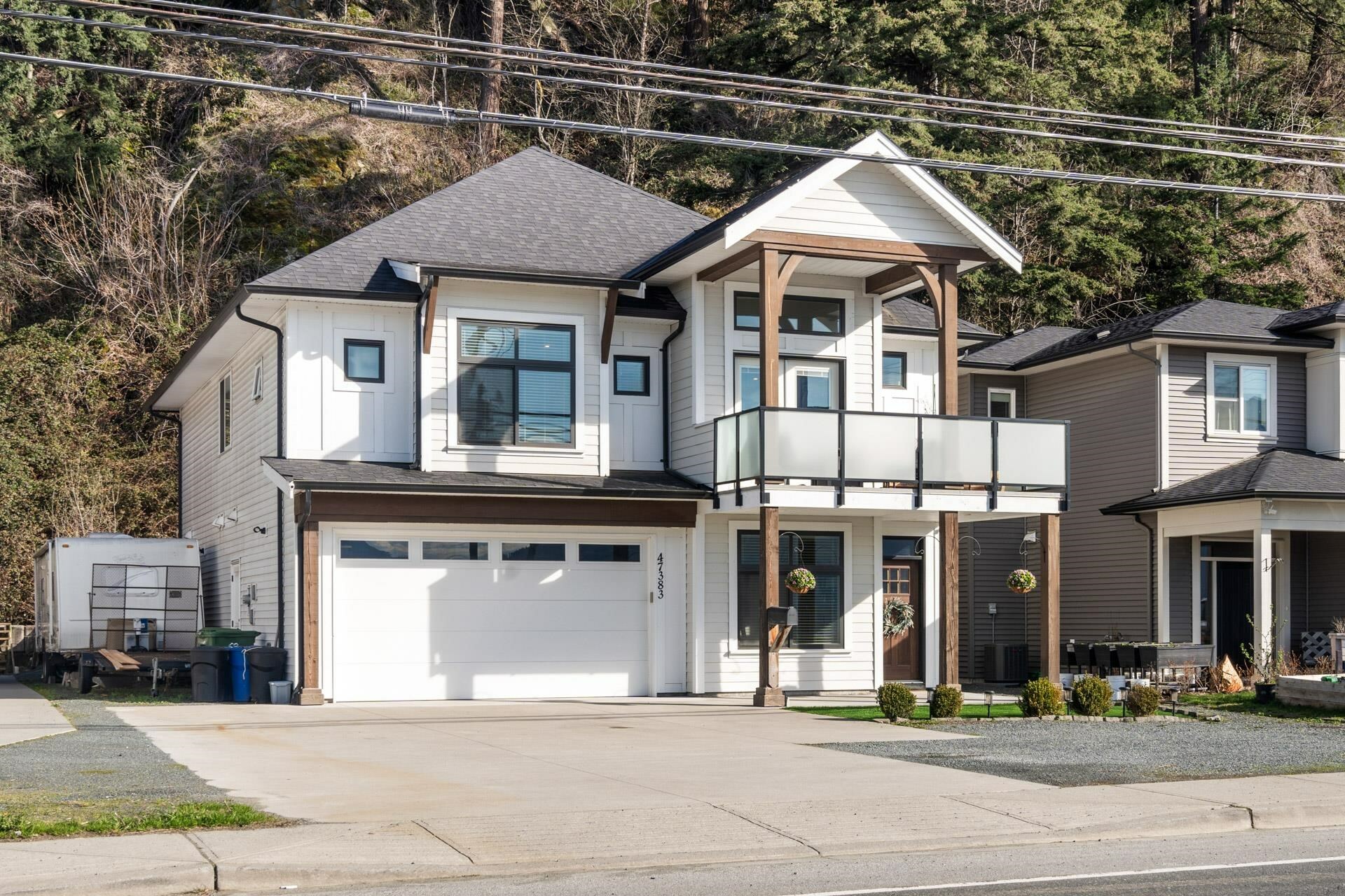 Property Photo: 47383 Yale Road BC V2P 7M8