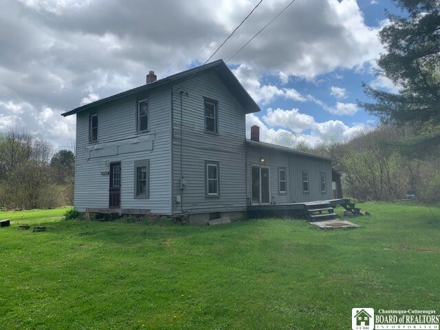 Property Photo:  2883 Burton Road  NY 14701 