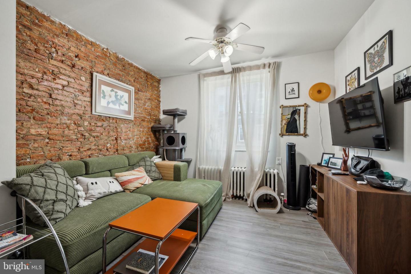 Property Photo: 623 Tasker Street PA 19148