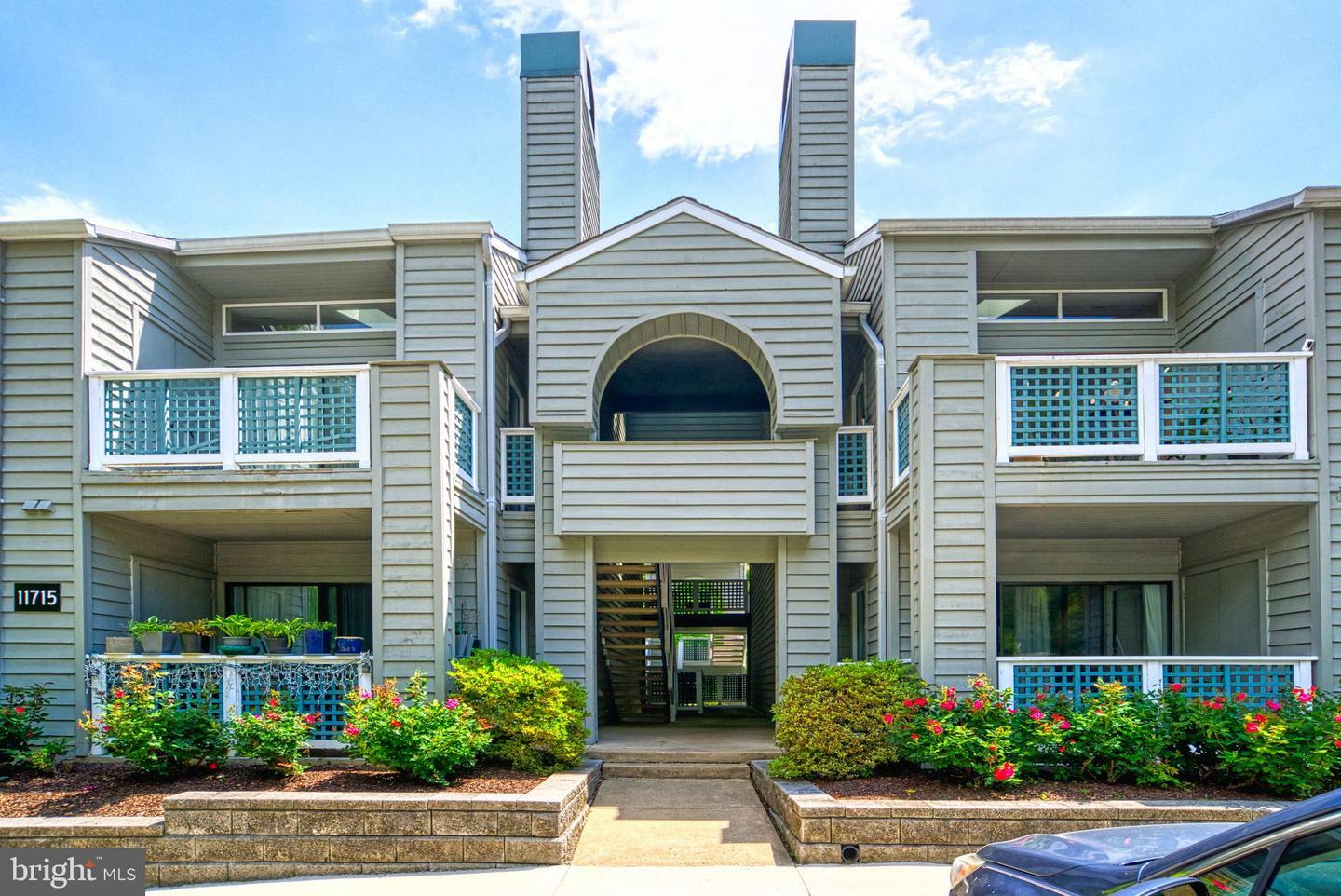 11717 Summerchase Circle D  Reston VA 20194 photo