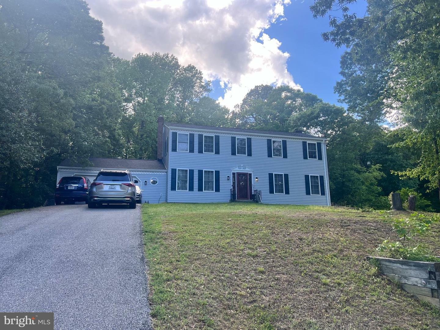 Property Photo: 511 Dogwood Court MD 20646