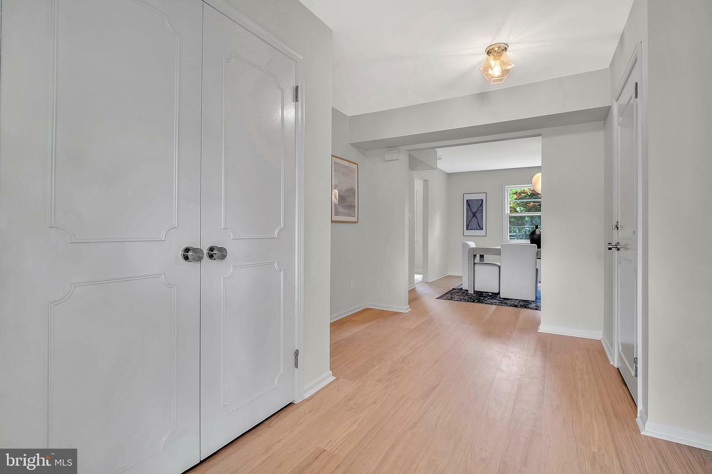 Property Photo: 10 Manor Ridge Drive NJ 08550