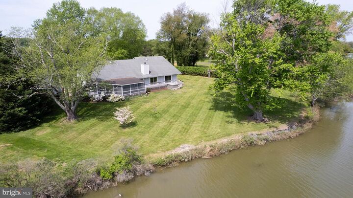 Property Photo:  2210 Horns Point Road  MD 21613 