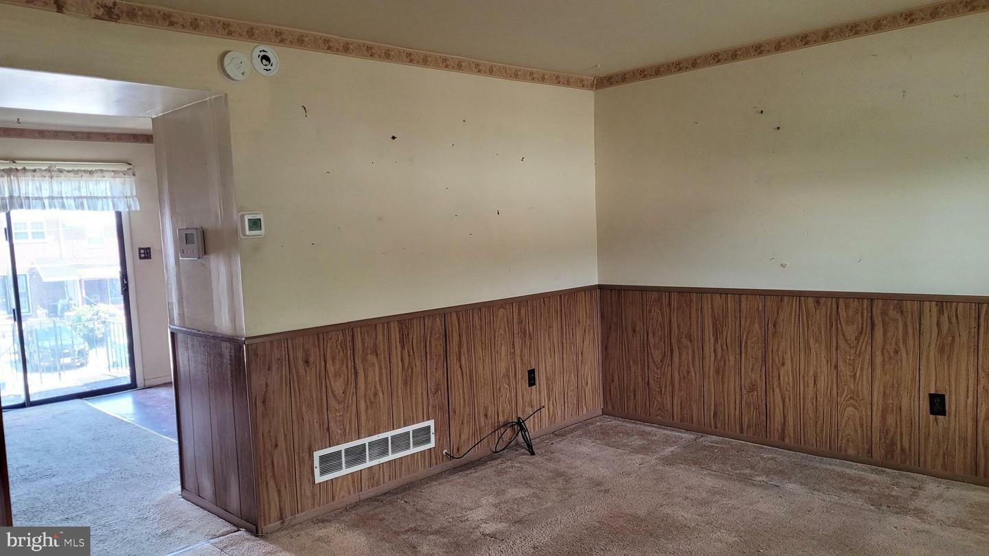 Property Photo: 653 Charraway Road MD 21229