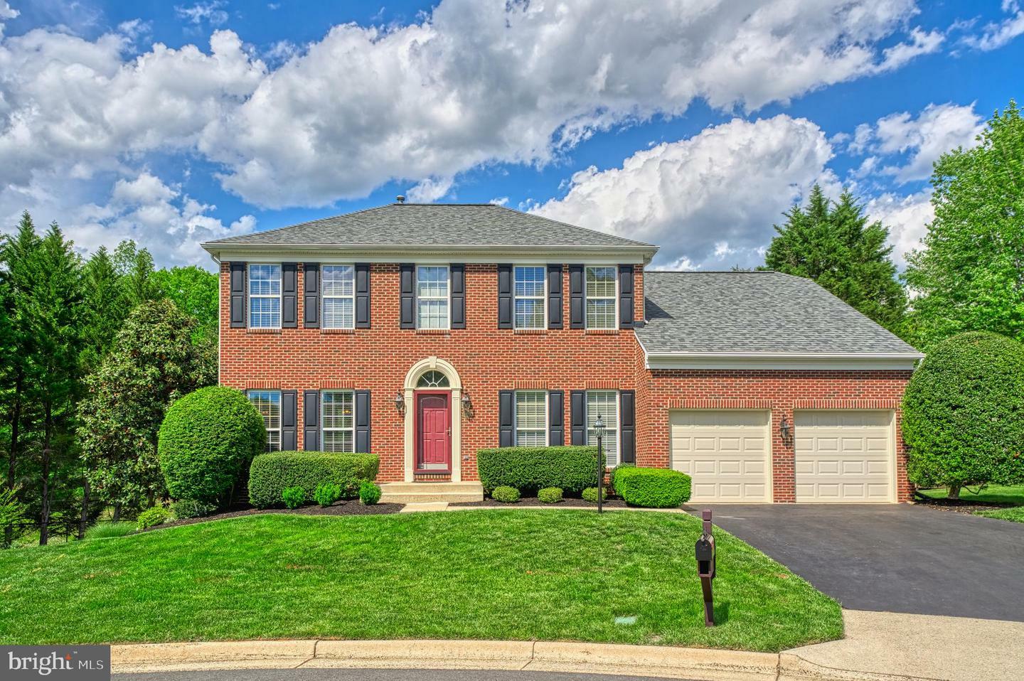 Property Photo: 15875 Jester Court VA 22025