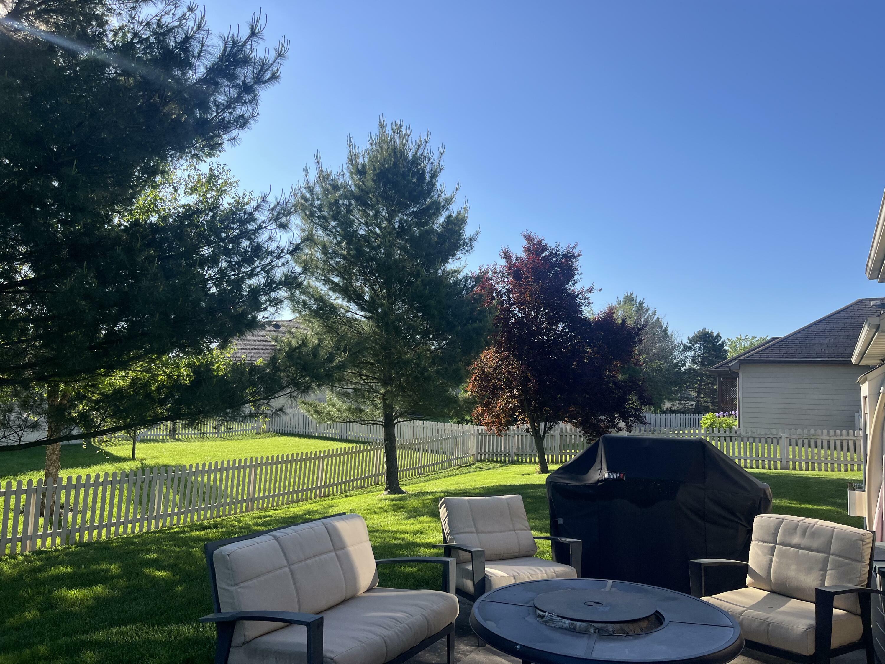Property Photo: 314 Reedsport Rdg MO 65203