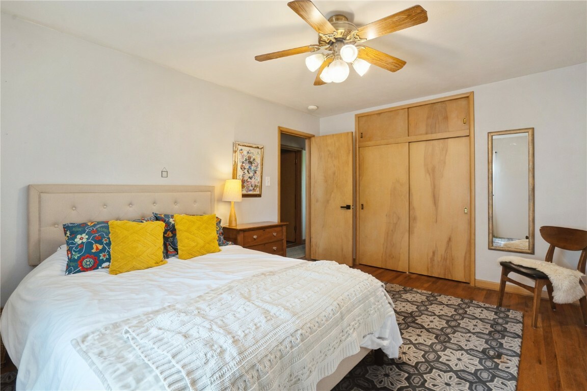 Property Photo: 2719 Seely Avenue SE IA 52403