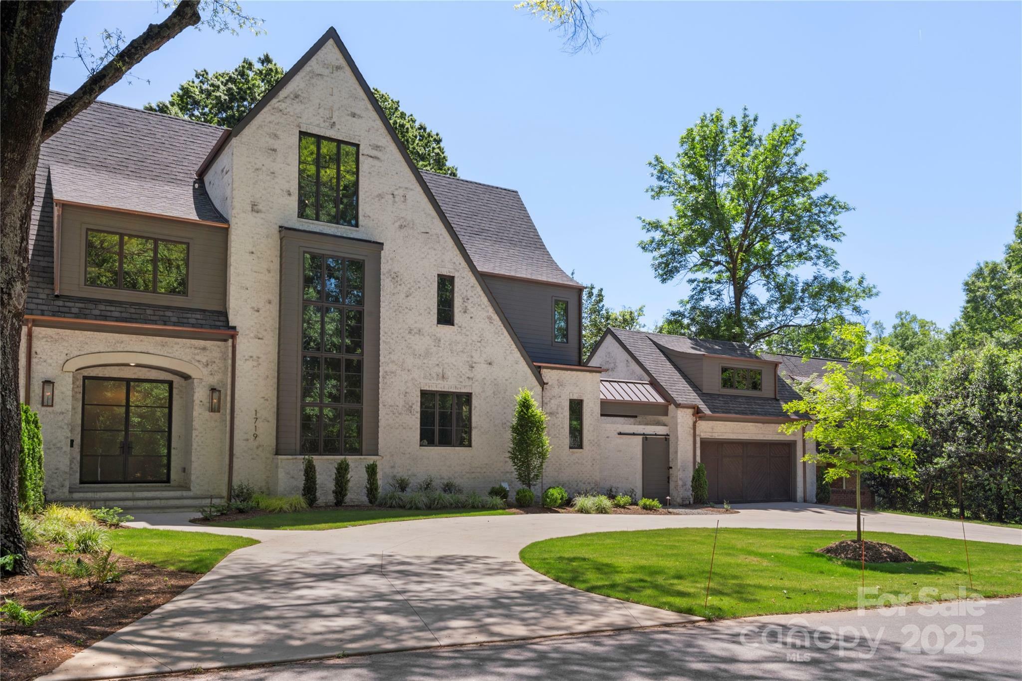 1719 Shoreham Drive  Charlotte NC 28211 photo