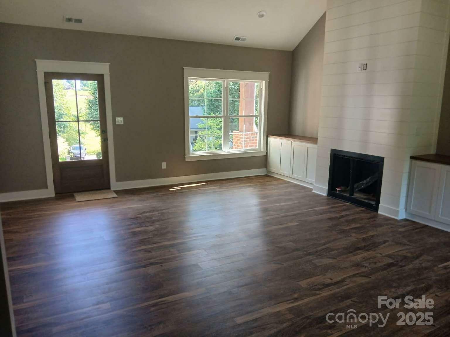 Property Photo: 18 Morningside Drive NC 28630