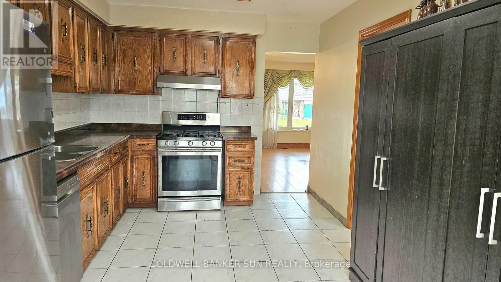 Property Photo: 7 Glenforest Road ON L6S 1L8